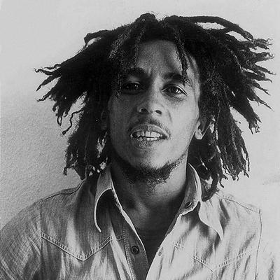Retrato en blanco y negro de Bob Marley