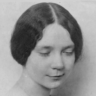 Retrato en blanco y negro de Dorothy Leigh Sayers