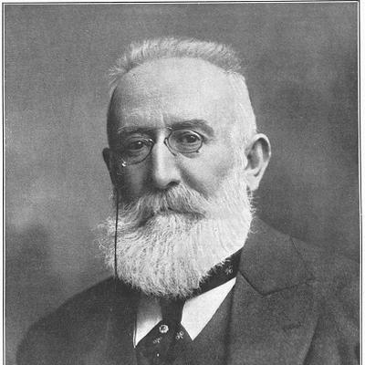 Retrato en blanco y negro de Francisco RodrÍguez MarÍn