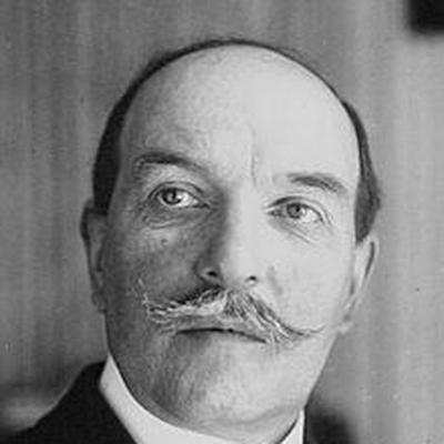 Retrato en blanco y negro de Henri Bordeaux