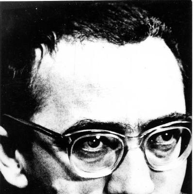 Retrato en blanco y negro de Marin Preda